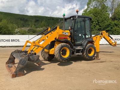 2016 JCB 3CX Compact. Retroexcavadora