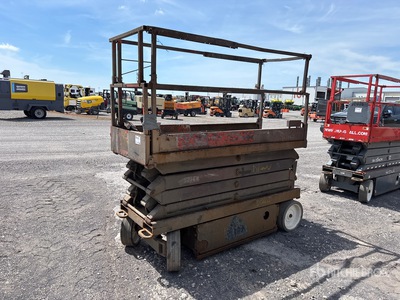 2018 Skyjack SJIII-3226 Electric Scissor Lift