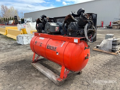 DeVilbiss 240 gal Compresseur à air