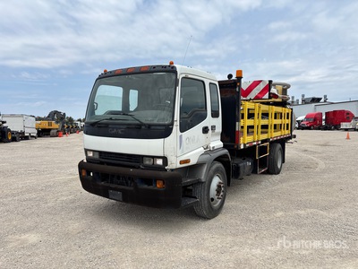 2007 GMC T7500 4x2 Attenuator Truck