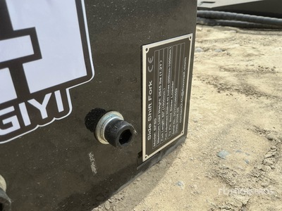 2026 GIYI GY-SF60 60 in Skid Steer Forks (Unused)
