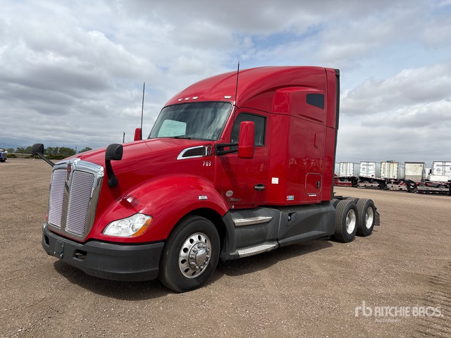 2020 Kenworth T680 6x4 T/A Sleeper Truck Tractor