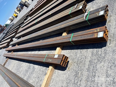 Quantity of Kit Containers Square Tubing Pipe (Unused)