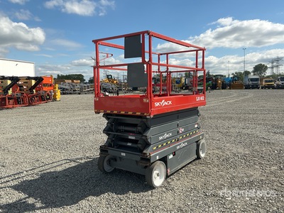 2015 Skyjack SJIII 4632 Electric Scissor Lift
