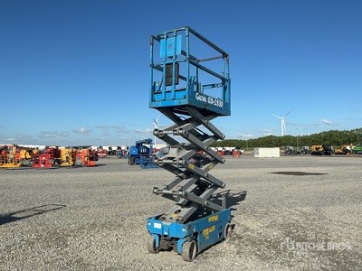 2007 Genie 1930ES Electric Scissor Lift