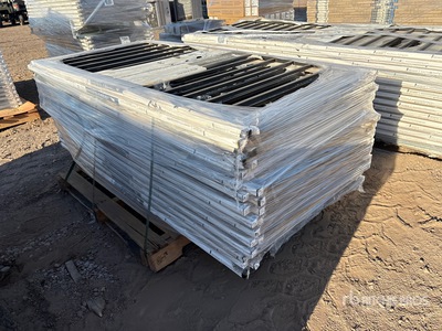 Quantity of (25) FRTRS FE26 RLNG PNL TRAD 34X6' BLKSND