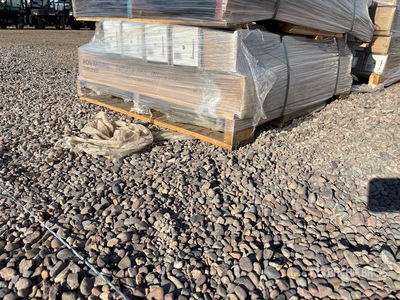 Quantity of (11) FRTRS FE26 PST 3X39.5 ANBRNZ 5.25" BASE