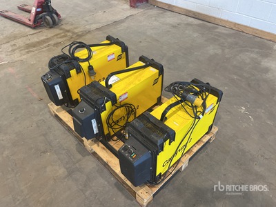 Quantity of (3) ESAB Carryvac 2 P150 Stofzuiger
