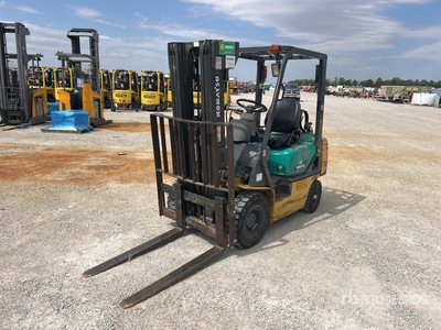 Komatsu FG15HC-17 6190 lb Pneumatic Tire Forklift