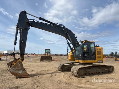 2018 John Deere 245G LC Tracked Excavator