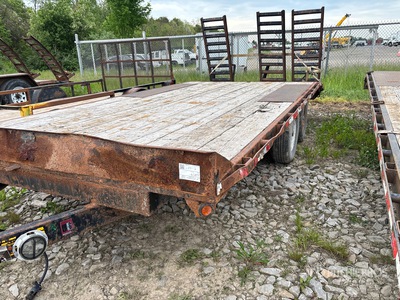 2014 Pequea 17 ft T/A Remorque pour équipement