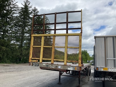 2006 Fontaine FTW88048WSAWK 48 ft T/A Spread Axle Flatbed Trailer