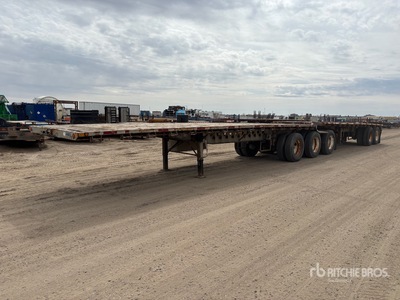 2007 Doepker 32 ft Tri/A Super B-Train Lead Flatbed Trailer