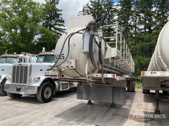 2012 Dragon 150 bbl T/A Vacuum Tanker Trailer