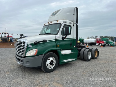 2016 Freightliner Cascadia 125 6x4 Tracteur Routier
