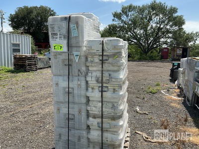 (18) Storage Cases