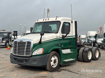 2014 Freightliner Cascadia 125 6x4 Day Cab Truck Tractor
