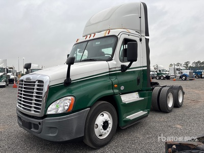 2016 Freightliner Cascadia 125 6x4 Day Cab Truck Tractor