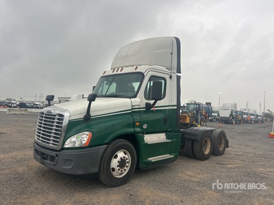 2017 Freightliner Cascadia 125 6x4 Day Cab Truck Tractor