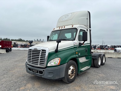 2017 Freightliner Cascadia 125 6x4 T/A Day Cab Truck Tractor