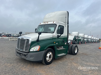 2017 Freightliner Cascadia 125 4x2 Day Cab Truck Tractor