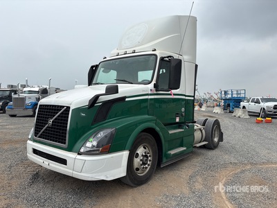 2016 Volvo VNL 4x2 تراكتور شاحنة (أحادي المحور)