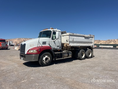 2010 Mack CXU600 6x4 Tipper Truck