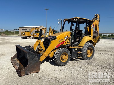 2022 Cat 420 4x4 Retroexcavadora