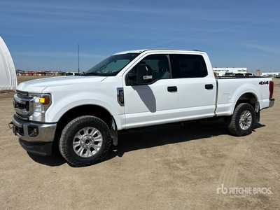 2022 Ford F-250 XLT 4x4 Crew Cab Pick-up