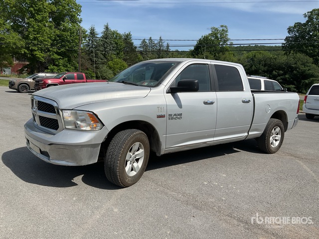 2017 Ram 1500 SLT 4x4 Crew Cab Pickup