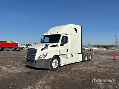 2019 Freightliner Cascadia 126 6x4 T/A Sleeper Truck Tractor