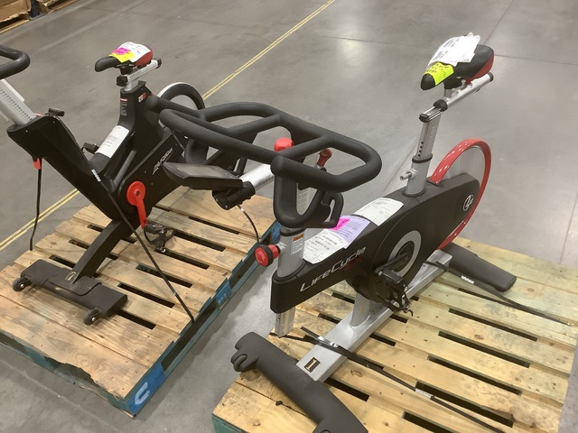 (2) Life Fitness LifeCycle GX Exercise Bikes