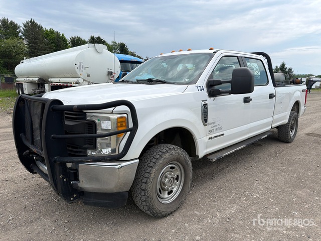 2017 Ford F-250 XL 4x4 Crew Cab Pickup