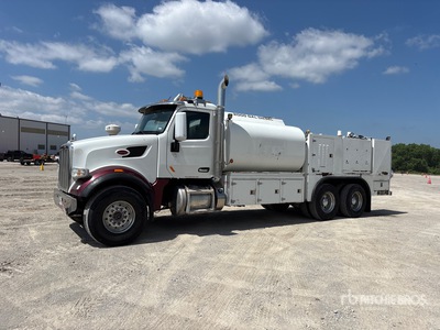 2017 Peterbilt 567 6x4 Fuel & Lube Truck