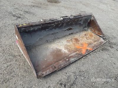 82 in General Purpose Skid Steer Bucket