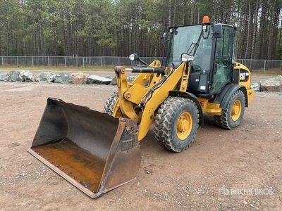 2017 Cat 906M Wheel Loader