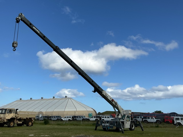 Grove YB5518 4x4 Carry Deck Crane Grove YB5518 4x4 Carry Deck Crane
