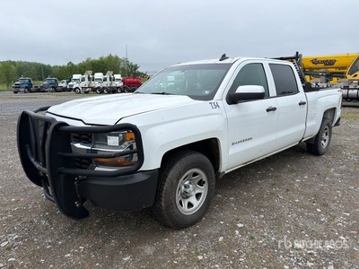 2017 Chevrolet Silverado 1500 LS 4x4 Crew Cab Pickup
