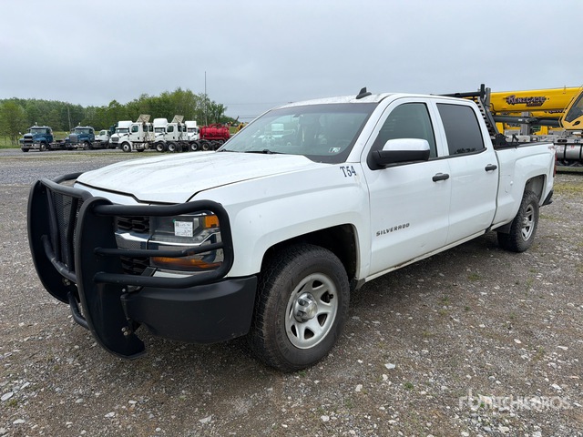 2017 Chevrolet Silverado 1500 LS 4x4 Crew Cab Pickup