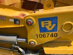 Chassis with Apron Trunnions