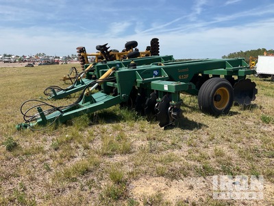 2023 Savannah 612F 144 in draw bar Offset Vertical Disc Harrow