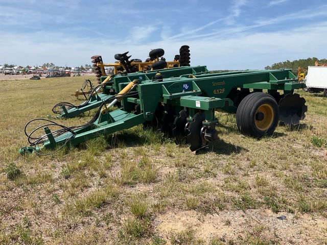 2023 Savannah 612F 144 in Draw Bar Offset Vertical Disc Harrow 2023 Savannah 612F 144 in Draw Bar Offset Vertical Disc Harrow