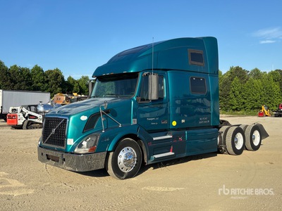 2010 Volvo VNL T/A Sleeper Truck Tractor
