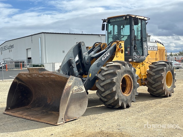 2011 John Deere 624K Wheel Loader