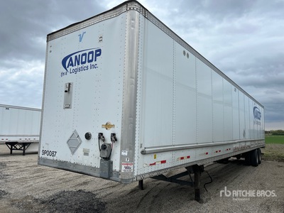 2012 Vanguard 53 ft x 102 in T/A Remolque de furgoneta
