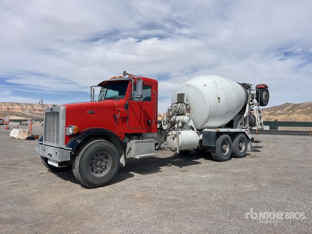 2014 Peterbilt 365 8x4 Mixer Truck