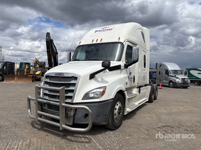 2019 Freightliner Cascadia 126 6x4 T/A Sleeper Truck Tractor