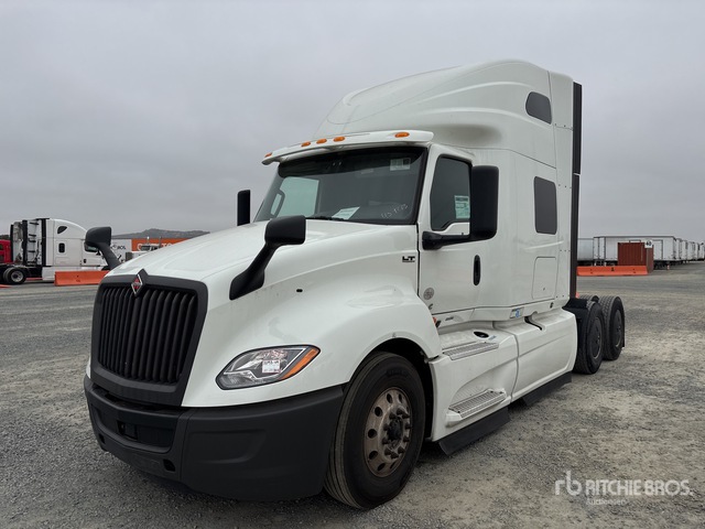 2022 International LT625 6x4 T/A Sleeper Truck Tractor