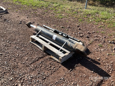 Hydraulic Cylinder To Fit Cat 924 Wheel Loader