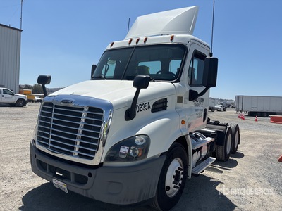 2016 Freightliner Cascadia 113 6x4 Tracteur routier couchette